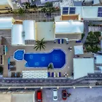 Aparthotel Eleftheria Perivolos (Santorini)