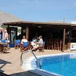 Aparthotel Eleftheria Perivolos (Santorini)