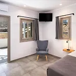 Apartahotel Eleftheria Playa de Perivolos
