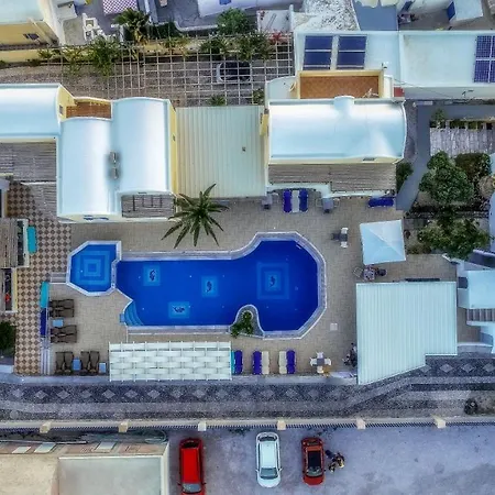 Aparthotel Eleftheria Perivolos (Santorini)