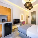 Lägenhetshotell Eleftheria 4*