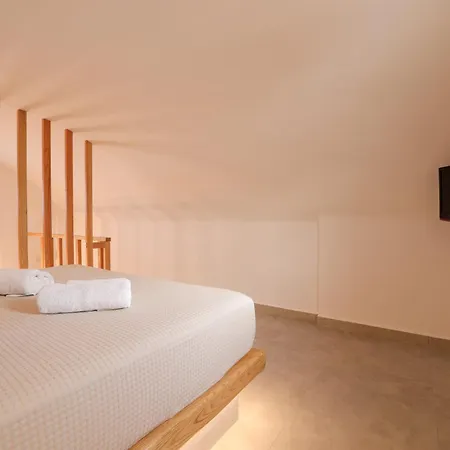 Eleftheria Aparthotel Perivolos (Santorini)