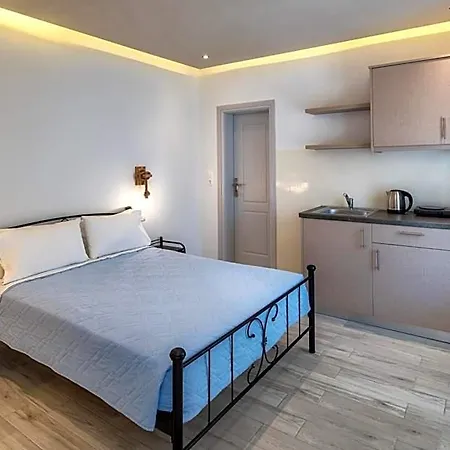 Eleftheria 4*