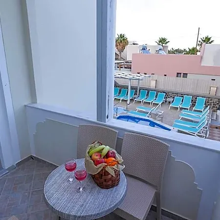 Eleftheria Perivolos (Santorini)