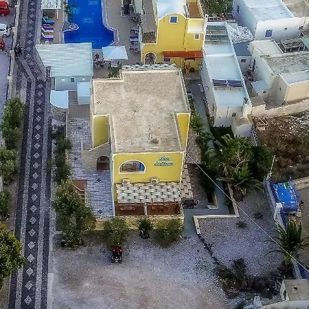 Eleftheria 3* Perivolos (Santorini)