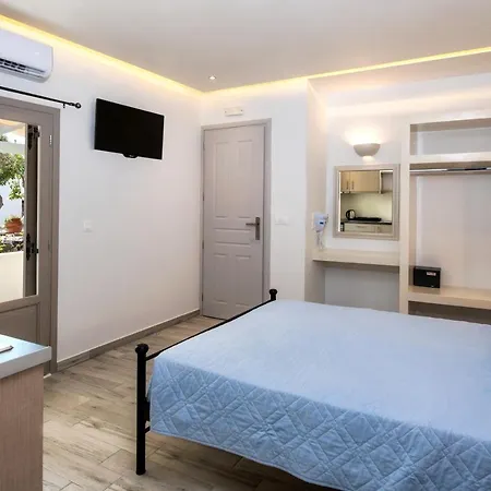 Eleftheria Perivolos (Santorini)