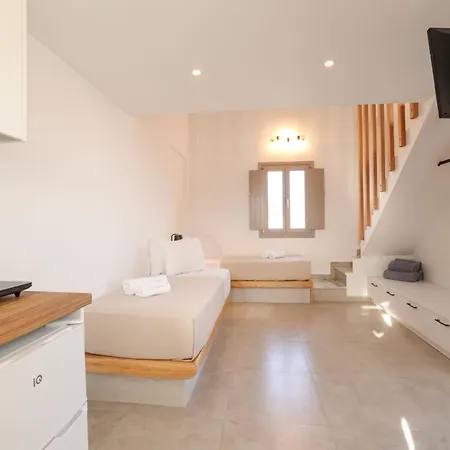 Eleftheria Perivolos (Santorini)