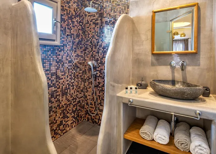 Eleftheria Perivolos (Santorini)